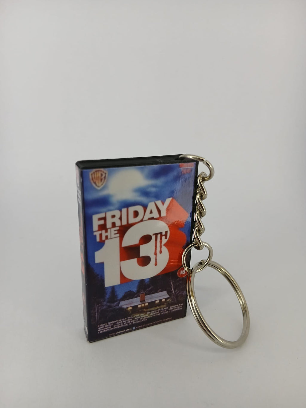 Friday the 13th Mini VHS Keyring – scale with coin