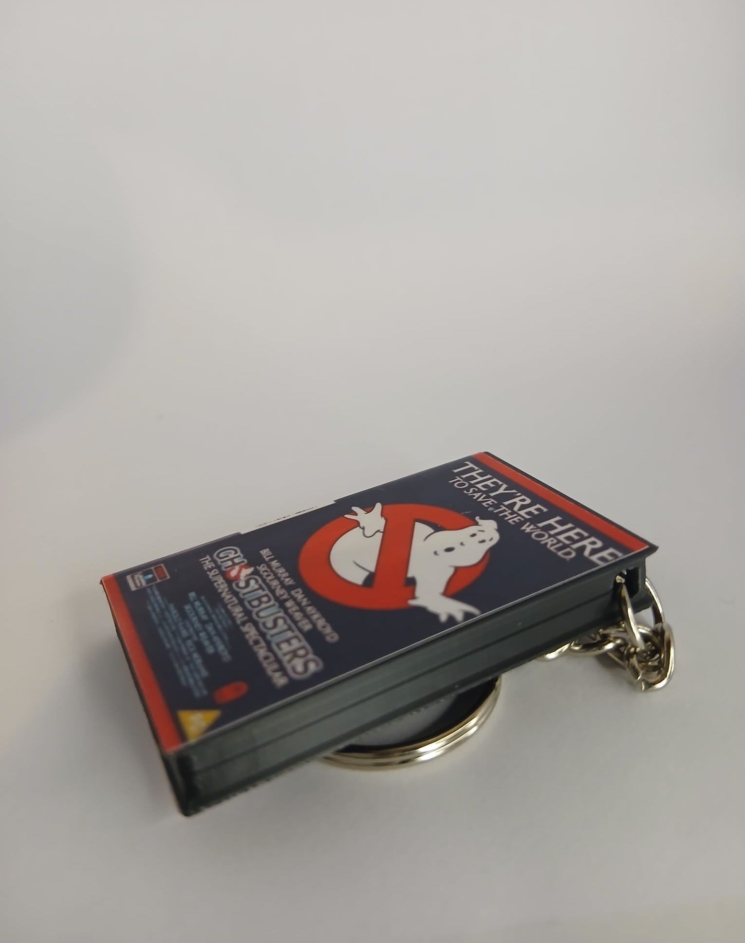 Ghostbusters Mini VHS Keyring – front close-up standing