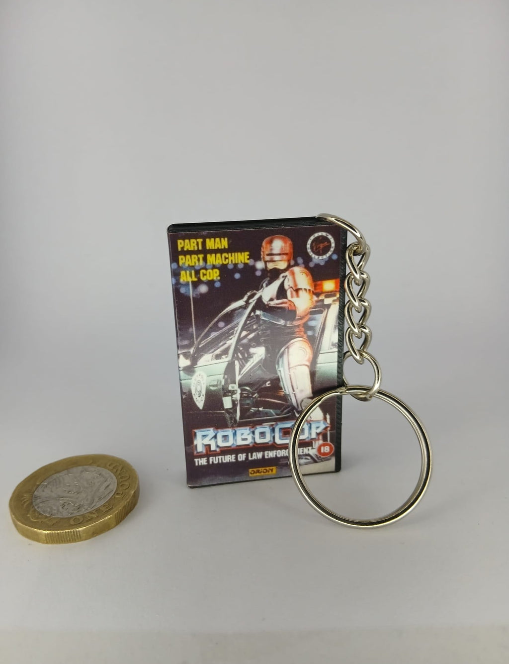 RoboCop Mini VHS Keyring – detail view