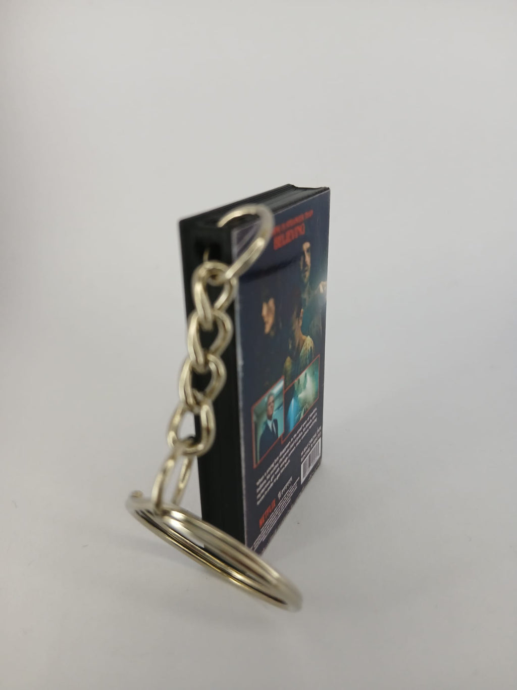 Stranger Things Mini VHS Keyring – flat lay